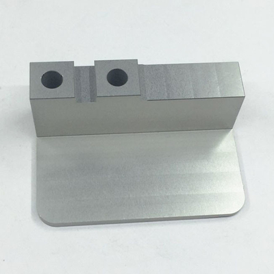 Partes de mecanizado de aluminio CNC personalizadas para el rendimiento