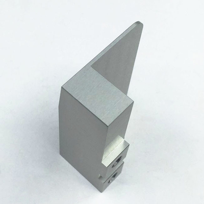 Partes de mecanizado de aluminio CNC personalizadas para el rendimiento
